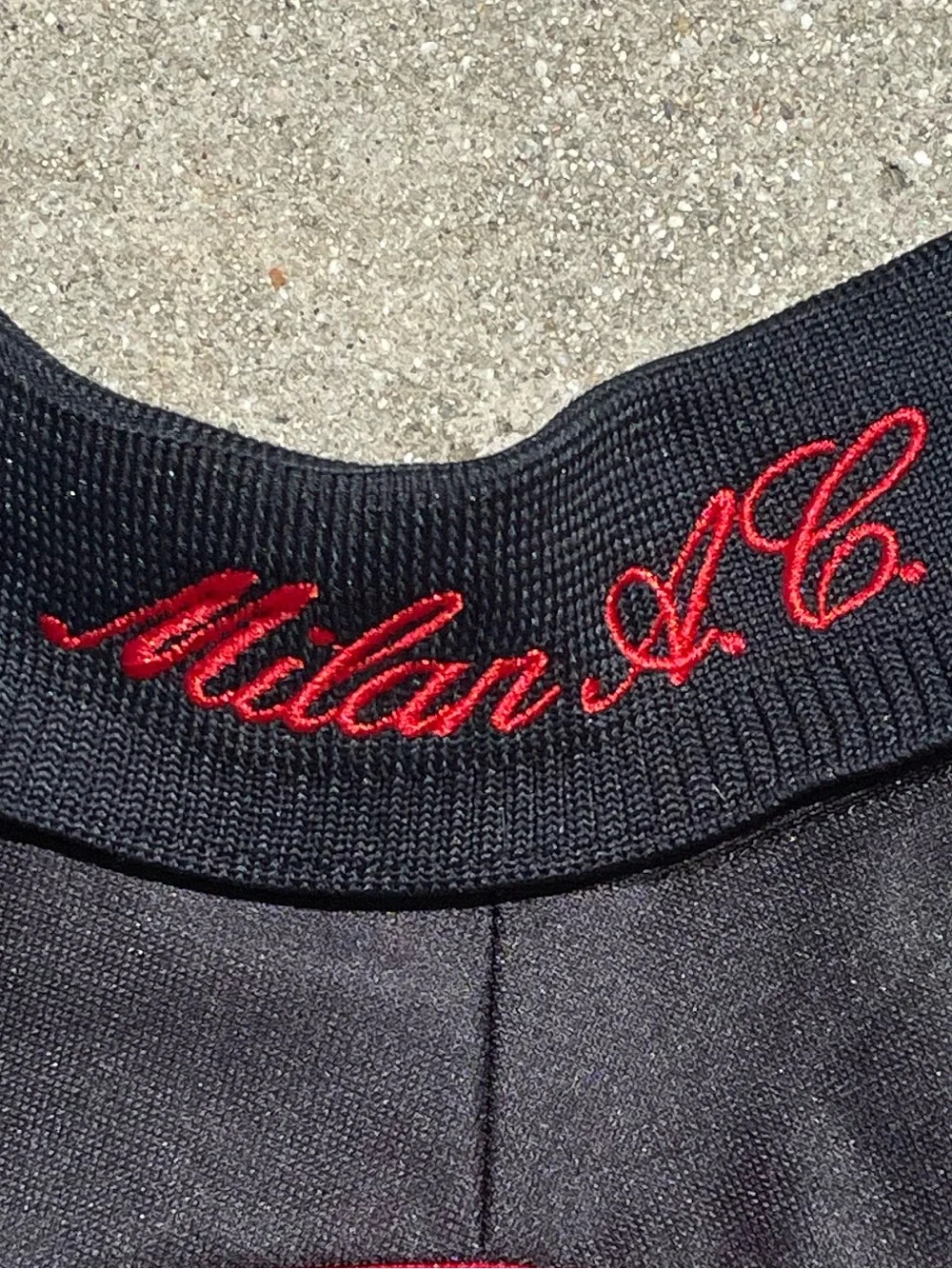 Vtg Adidas AC Milan 90s Y2K ACM Opel Futbol Soccer Black/Red Striped Size M